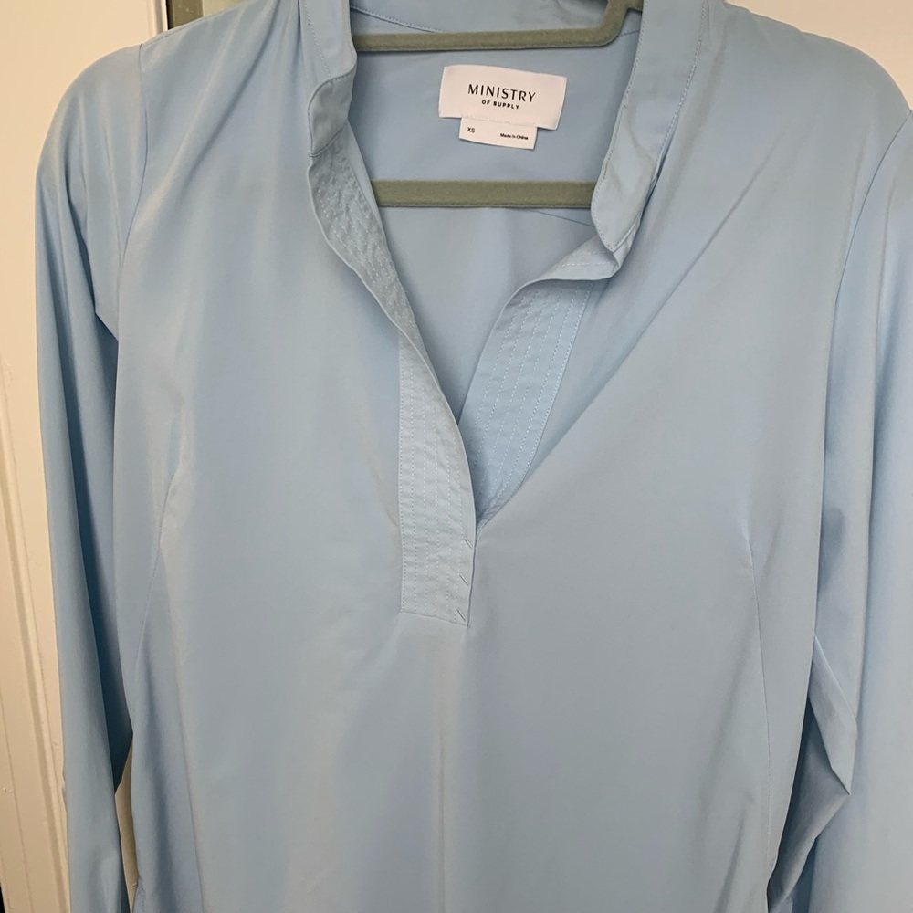NWOT Ministry of Supply Women’s Shirt Size XS